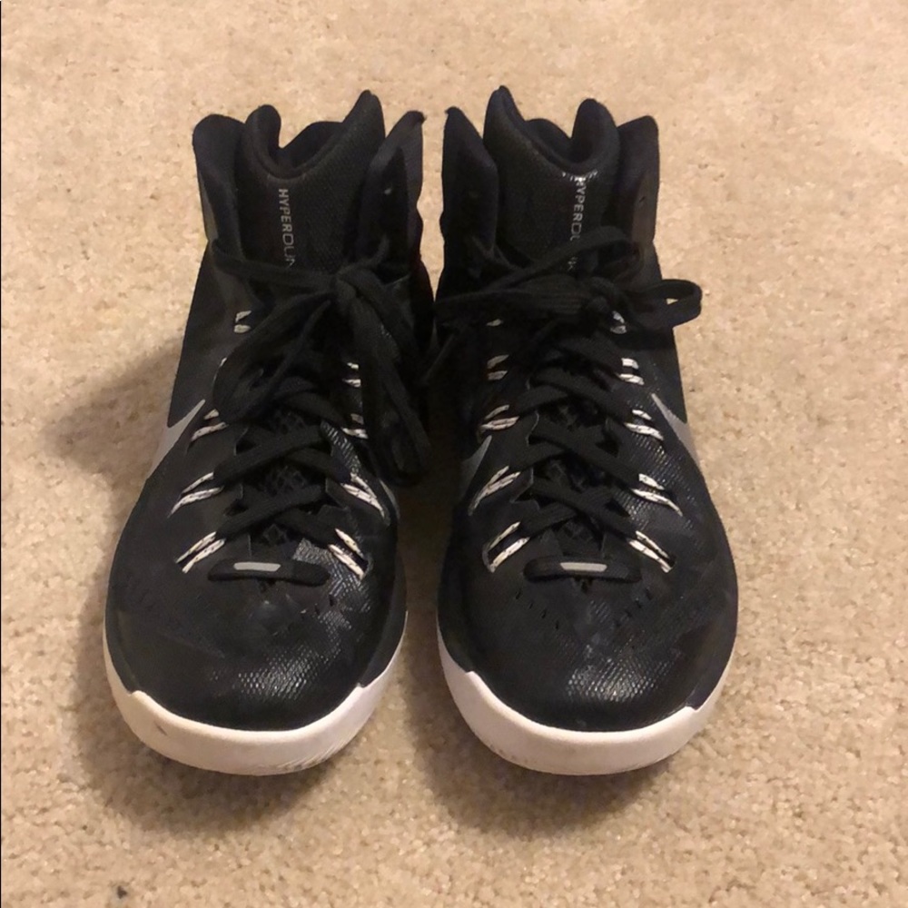 Women’s Nike HyperDunk Basketball Shoes Size 8